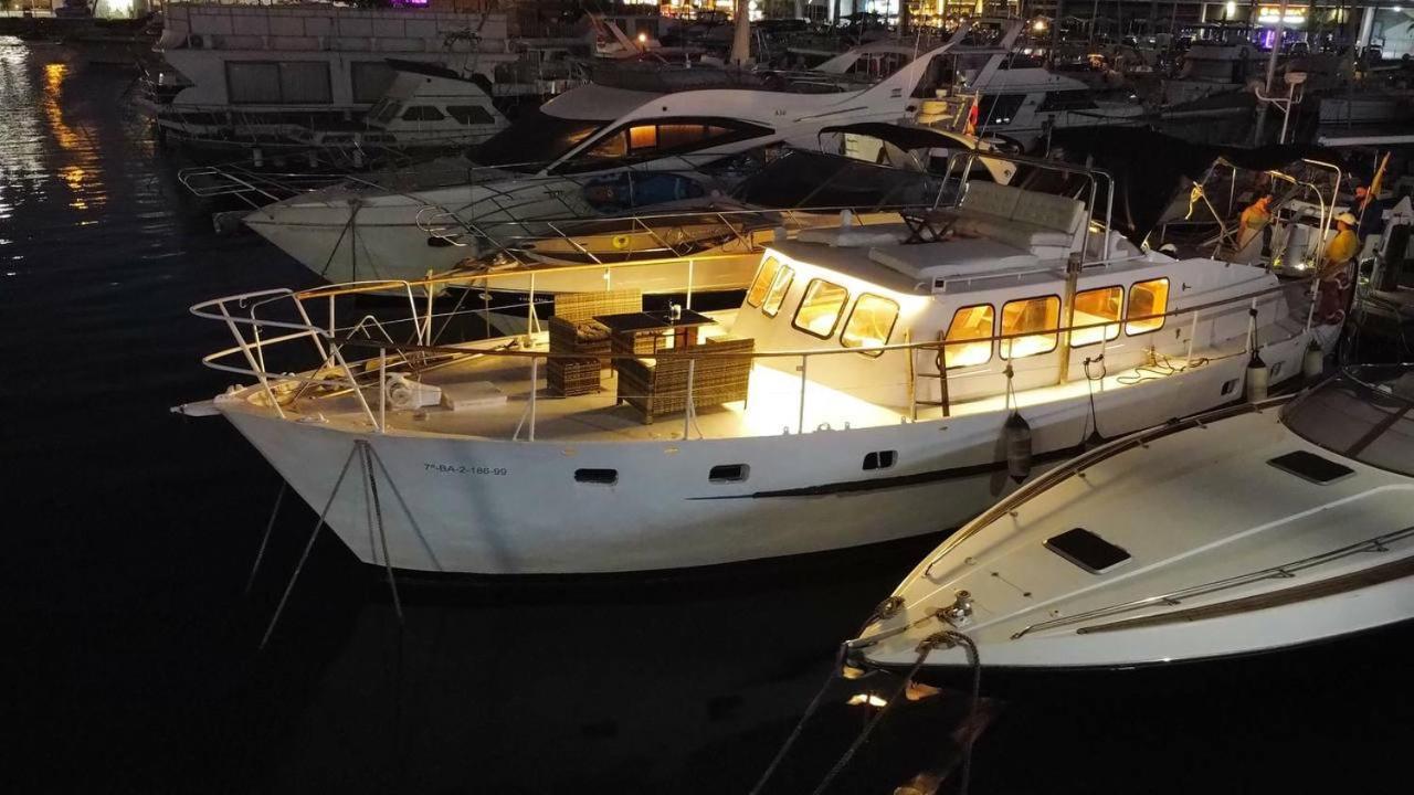 Classic Boat Barselona Dış mekan fotoğraf